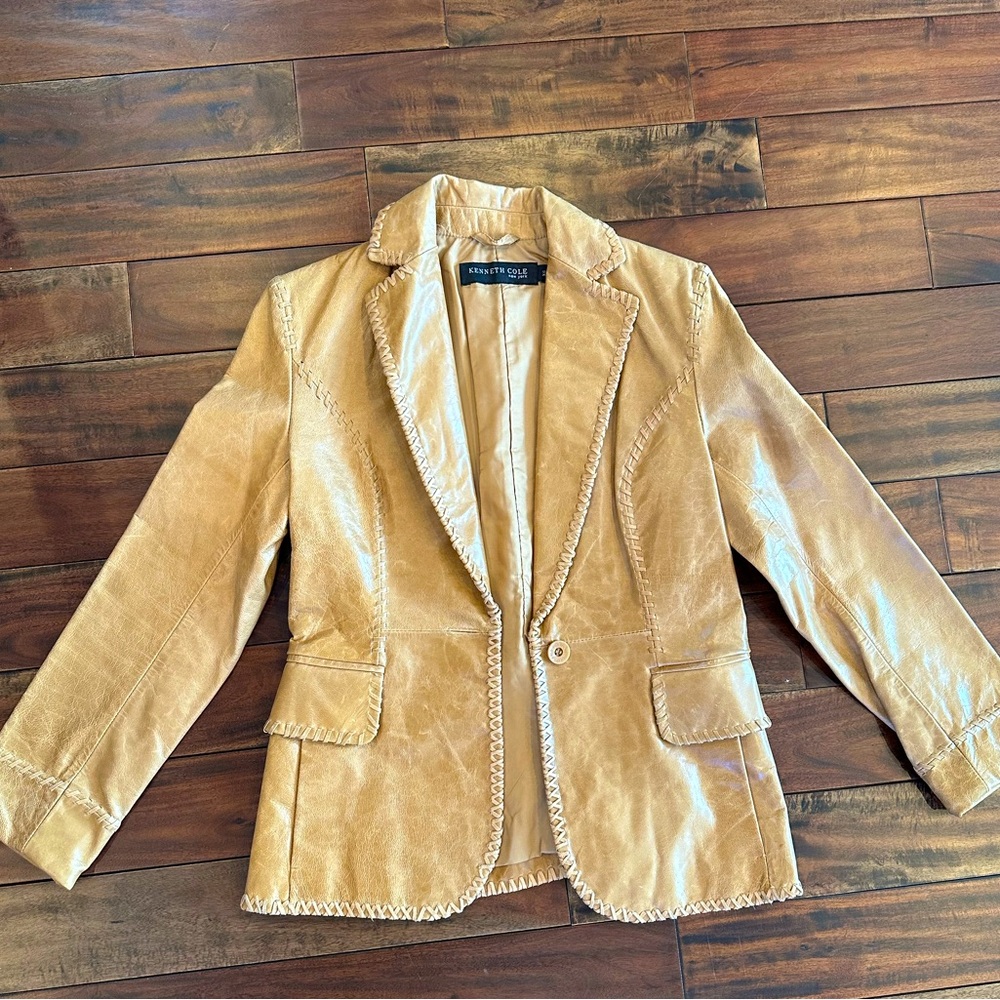 Kenneth Cole Genuine Leather Country Western 90s jacket Caramel colored size XS